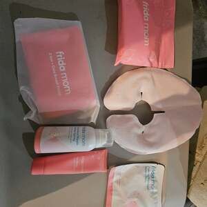 Frida Mom Breastfeeding Survival Kit